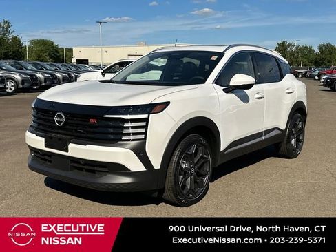 New 2025 Nissan Kicks SR w/ SR Premium Package image 5