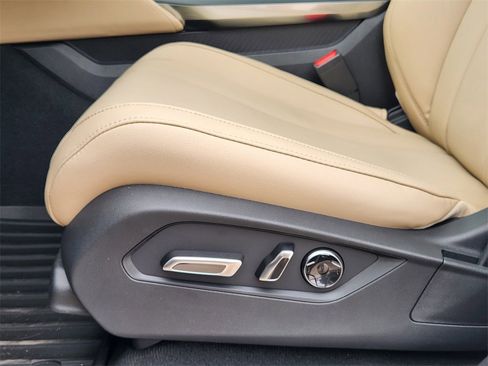 New 2026 Acura MDX Base image 25