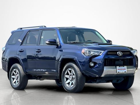 Certified 2022 Toyota 4Runner TRD Off-Road Premium AWD/4WD image 7