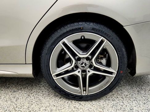 Used 2020 Mercedes-Benz C 300 4MATIC Sedan image 9