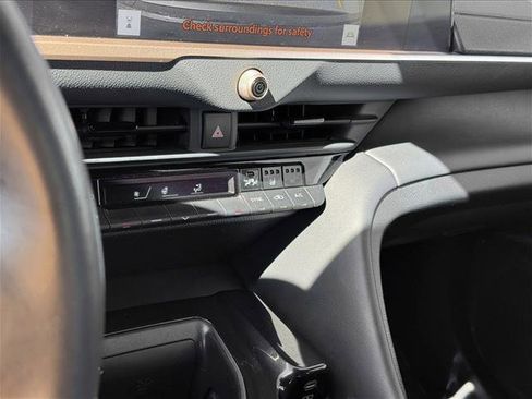 Certified 2024 Toyota Crown Limited image 15