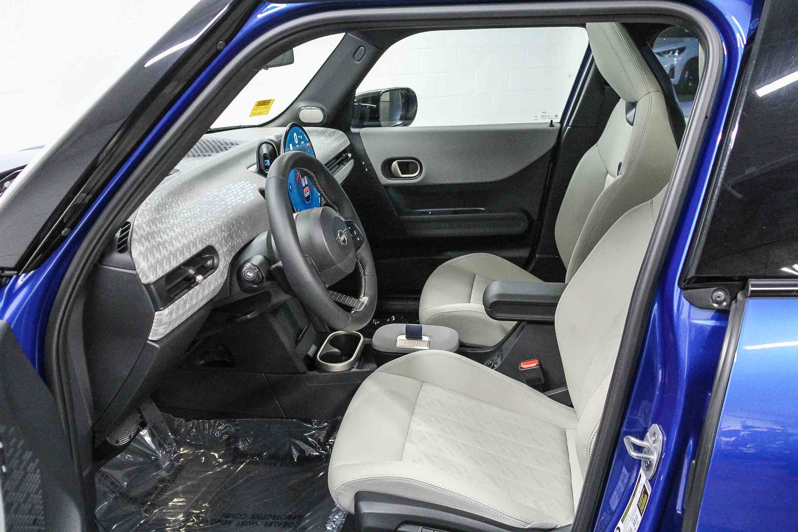 Used 2026 MINI Cooper S FWD image 19