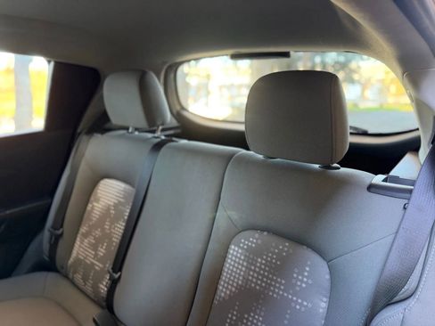 Used 2020 Chevrolet Sonic LT image 8