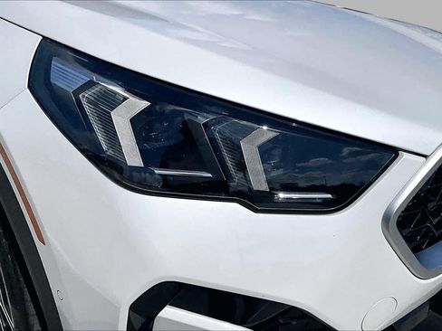 Used 2026 BMW X2 xDrive28i AWD/4WD image 26