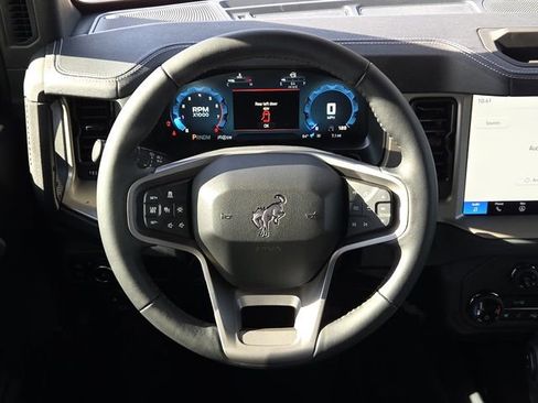 New 2025 Ford Bronco Outer Banks image 15