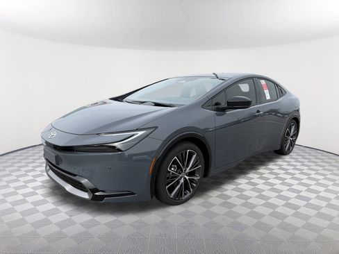 New 2026 Toyota Prius XLE image 3