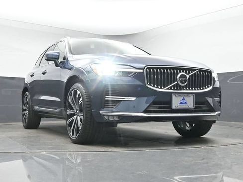 Used 2023 Volvo XC60 B5 Ultimate w/ Climate Package AWD/4WD image 38