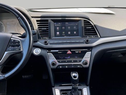 Used 2017 Hyundai Elantra Value Edition FWD image 6