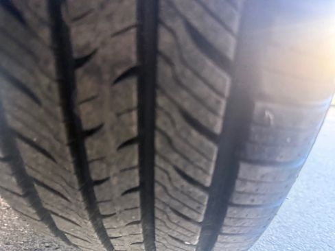 Used 2013 Honda CR-V LX image 29