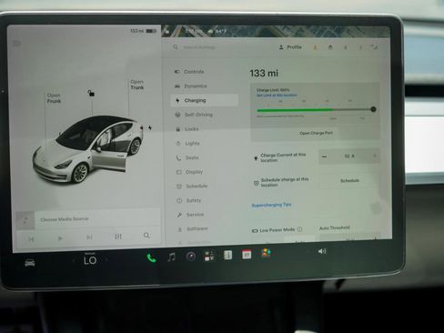 Used 2021 Tesla Model 3 Standard Range Plus RWD image 14