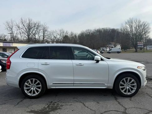 Used 2016 Volvo XC90 T6 Inscription w/ Vision Package image 5