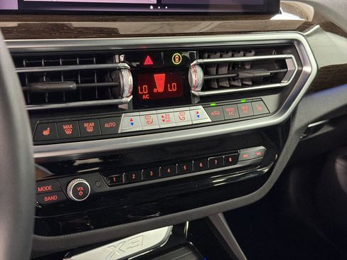 Used 2023 BMW X3 xDrive30i w/ Premium Package image 26