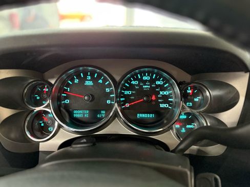 Used 2010 Chevrolet Silverado 1500 LT AWD/4WD image 27