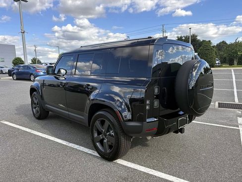 New 2026 Land Rover Defender 110 S image 4