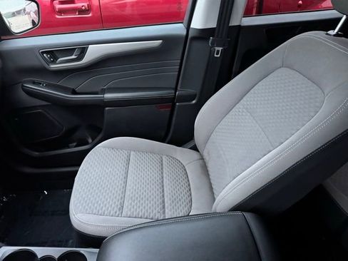 Certified 2022 Ford Escape SE w/ SE Sport Appearance Package AWD/4WD image 23