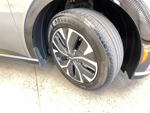 Used 2023 Kia EV6 Wind RWD image 19