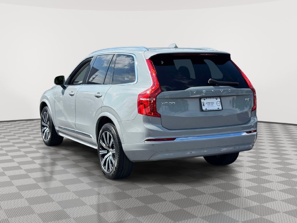Certified 2025 Volvo XC90 B5 Core AWD/4WD image 5