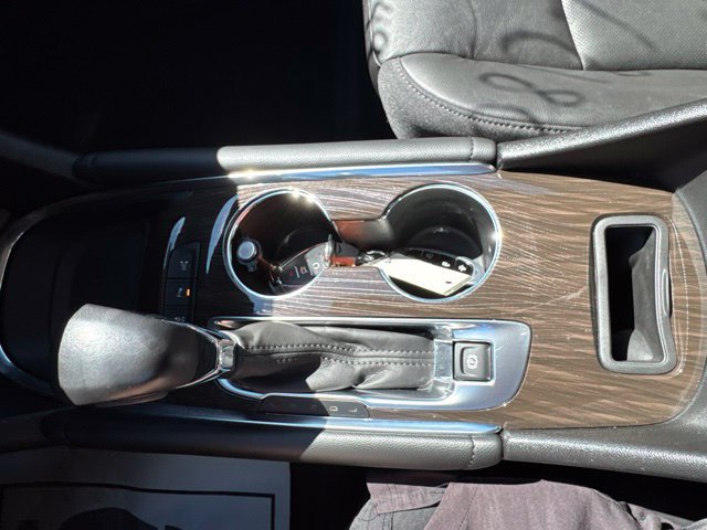 Used 2022 Chevrolet Malibu Premier FWD image 24