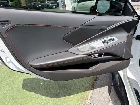 Used 2024 Chevrolet Corvette Z06 RWD image 14