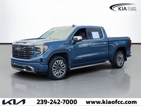 Used 2024 GMC Sierra 1500 Denali Ultimate AWD/4WD image 3