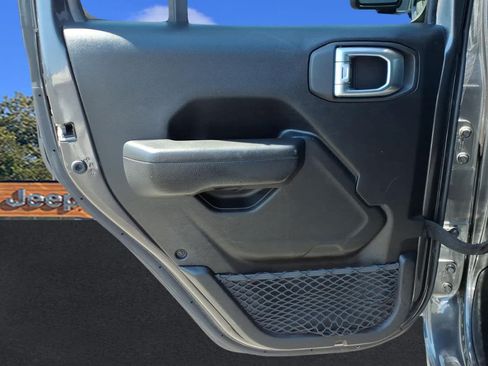 Used 2023 Jeep Wrangler Unlimited Sport AWD/4WD image 28