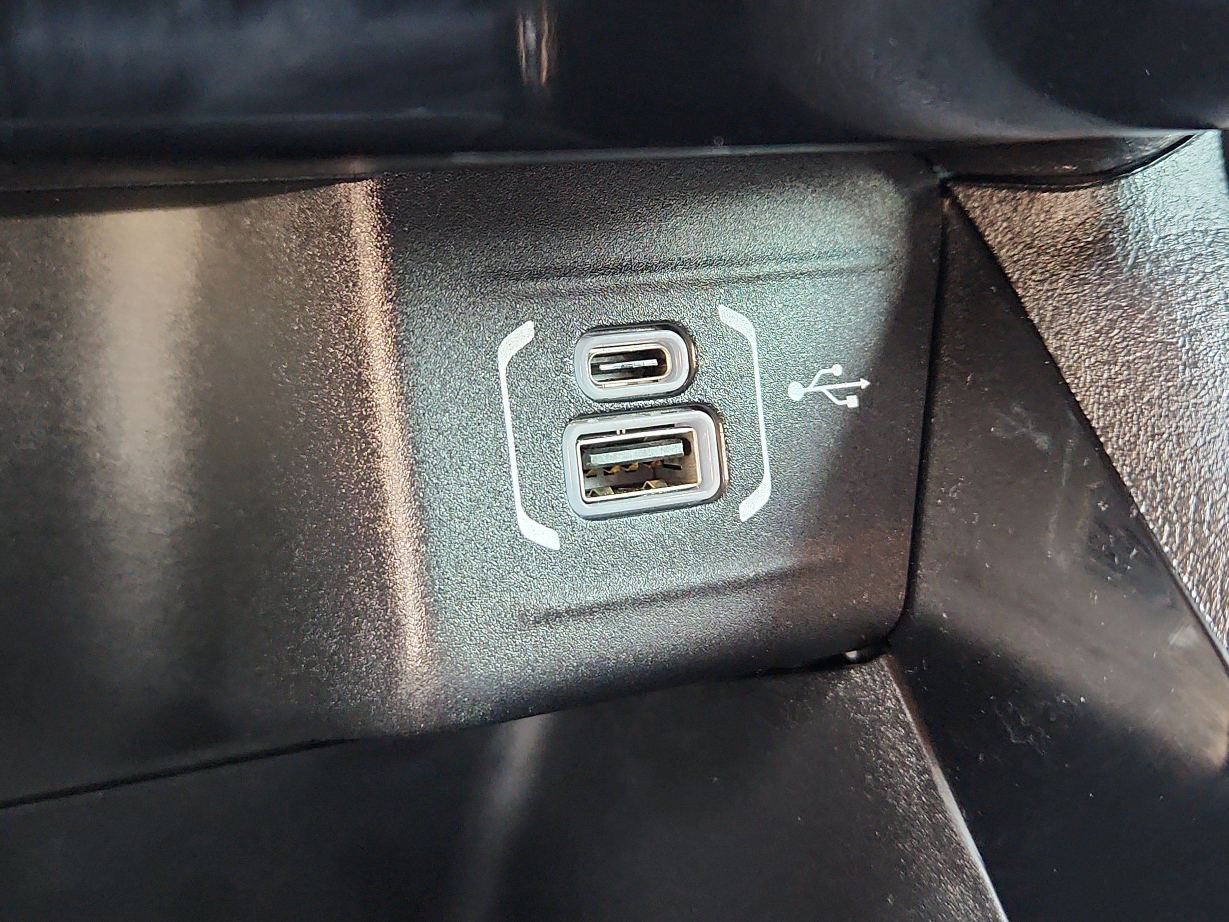Used 2025 Jeep Compass Limited AWD/4WD image 23