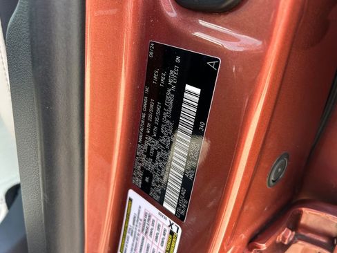 Used 2024 Lexus RX 350 w/ Convenience Package image 10