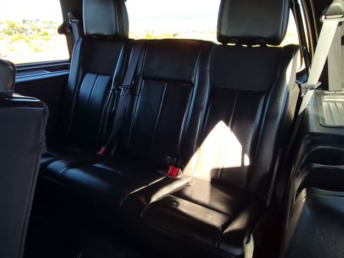 Used 2013 Ford Expedition Limited AWD/4WD image 26
