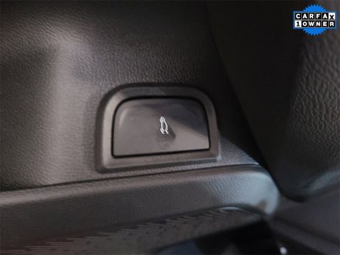 Used 2025 Chevrolet Equinox LT w/ Convenience Package II image 28