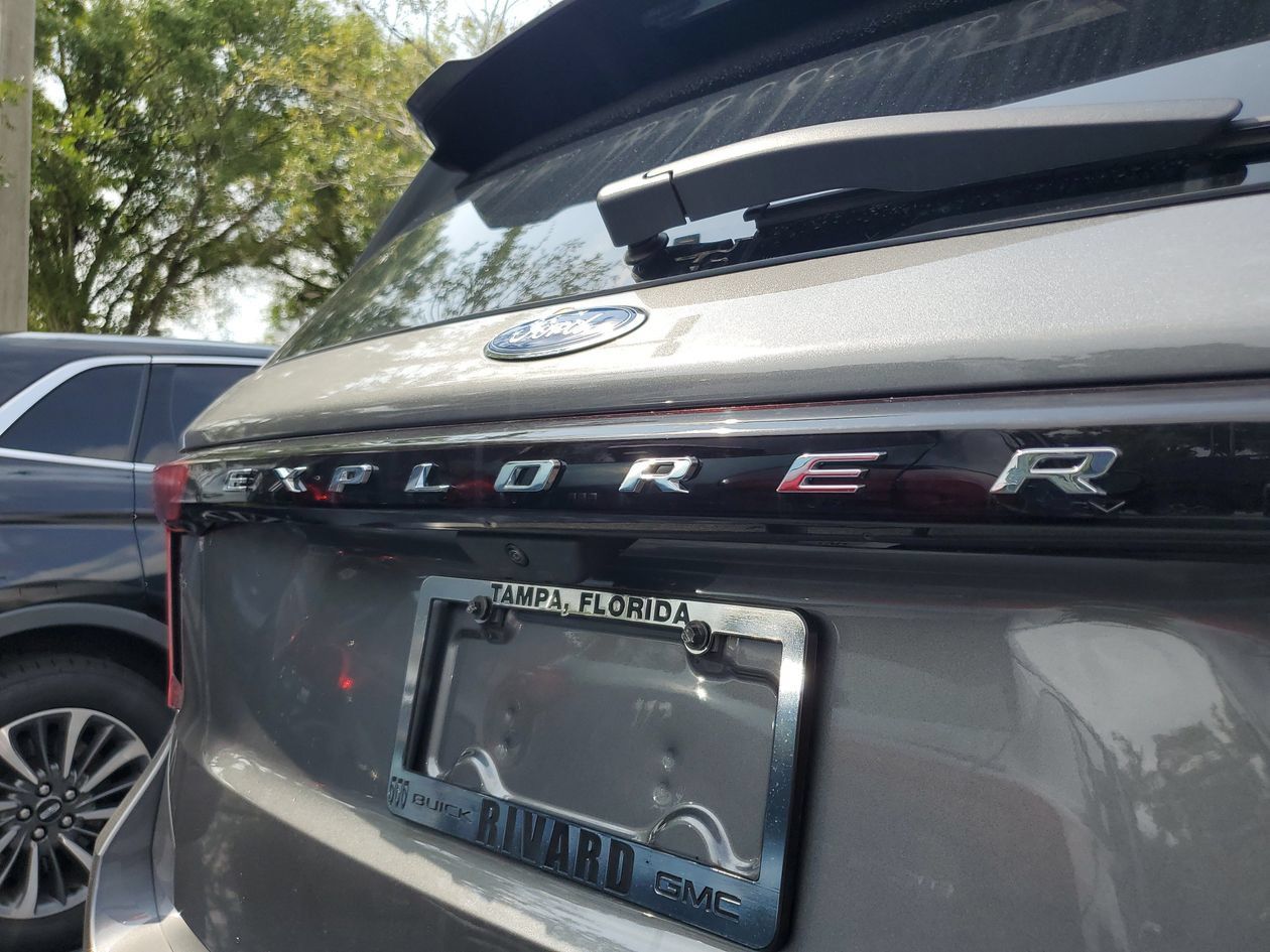 Used 2026 Ford Explorer Active RWD image 7