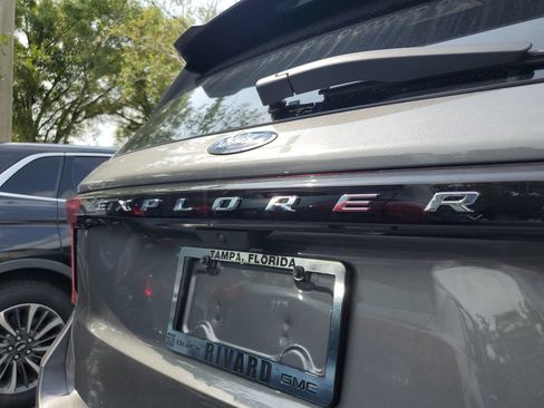Used 2026 Ford Explorer Active RWD image 7