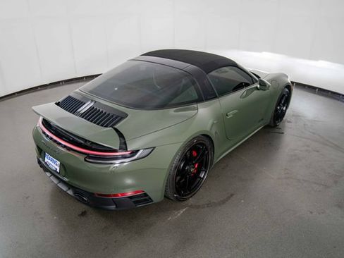 Used 2022 Porsche 911 Targa 4 GTS w/ Premium Package AWD/4WD image 33