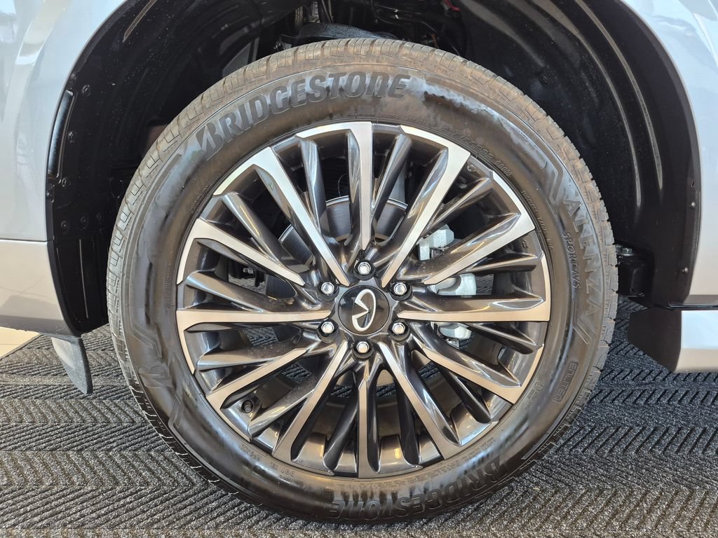 Used 2025 INFINITI QX80 Autograph AWD/4WD image 12