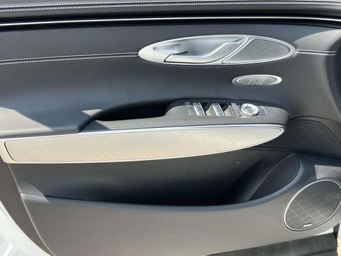 New 2025 Genesis Electrified GV70 w/ Prestige Package AWD/4WD image 17