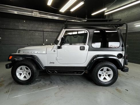 Used 2005 Jeep Wrangler Rubicon AWD/4WD image 6