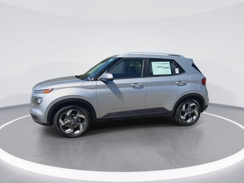 New 2026 Hyundai Venue SEL FWD image 4