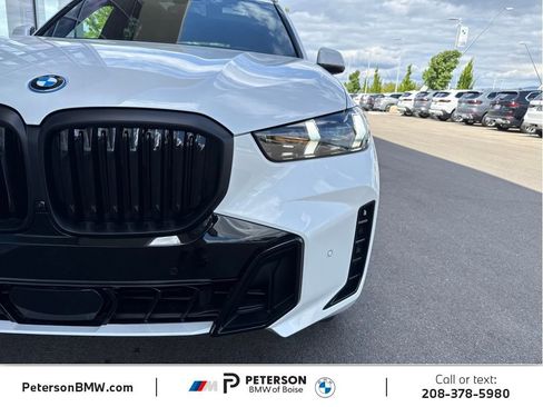New 2026 BMW X5 xDrive50e w/ M Sport Package AWD/4WD image 40