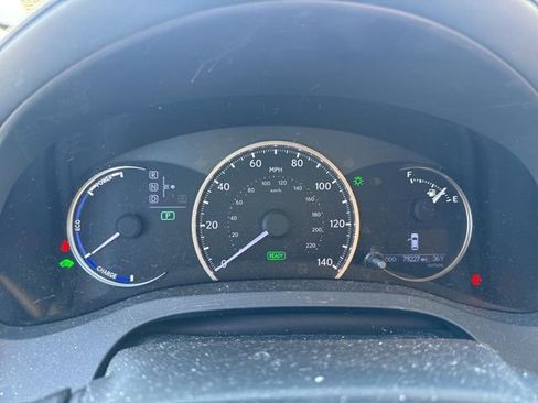 Used 2015 Lexus CT 200h image 10