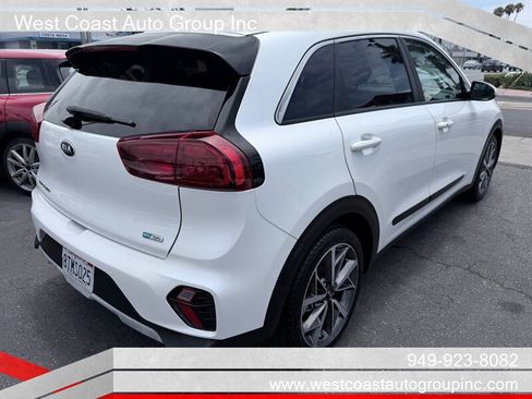 Used 2020 Kia Niro Touring FWD image 4