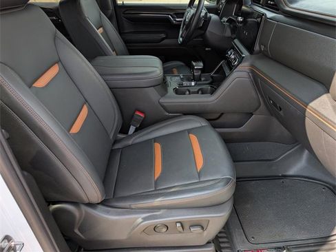 Used 2024 GMC Sierra 1500 AT4 w/ Technology Package image 33