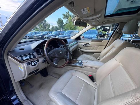 Used 2011 Mercedes-Benz E 350 4MATIC Sedan image 9