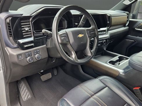 Used 2024 Chevrolet Silverado 2500 High Country w/ High Country Premium Package AWD/4WD image 10