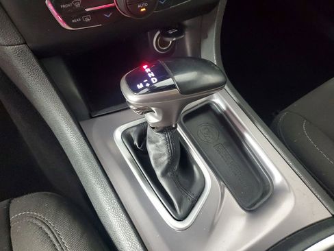Used 2020 Dodge Charger GT image 18