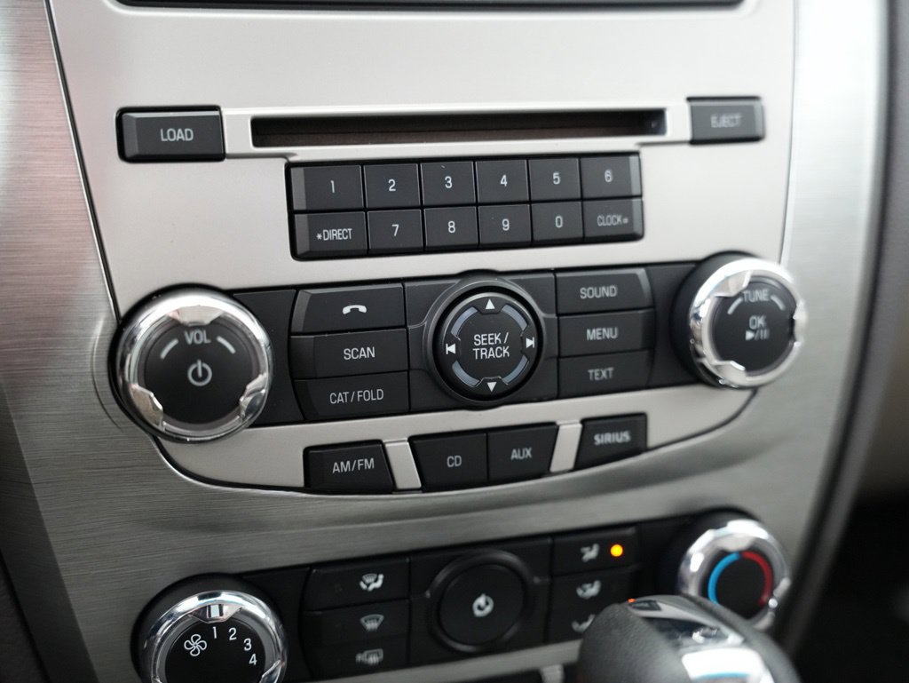 Used 2012 Ford Fusion S FWD image 19