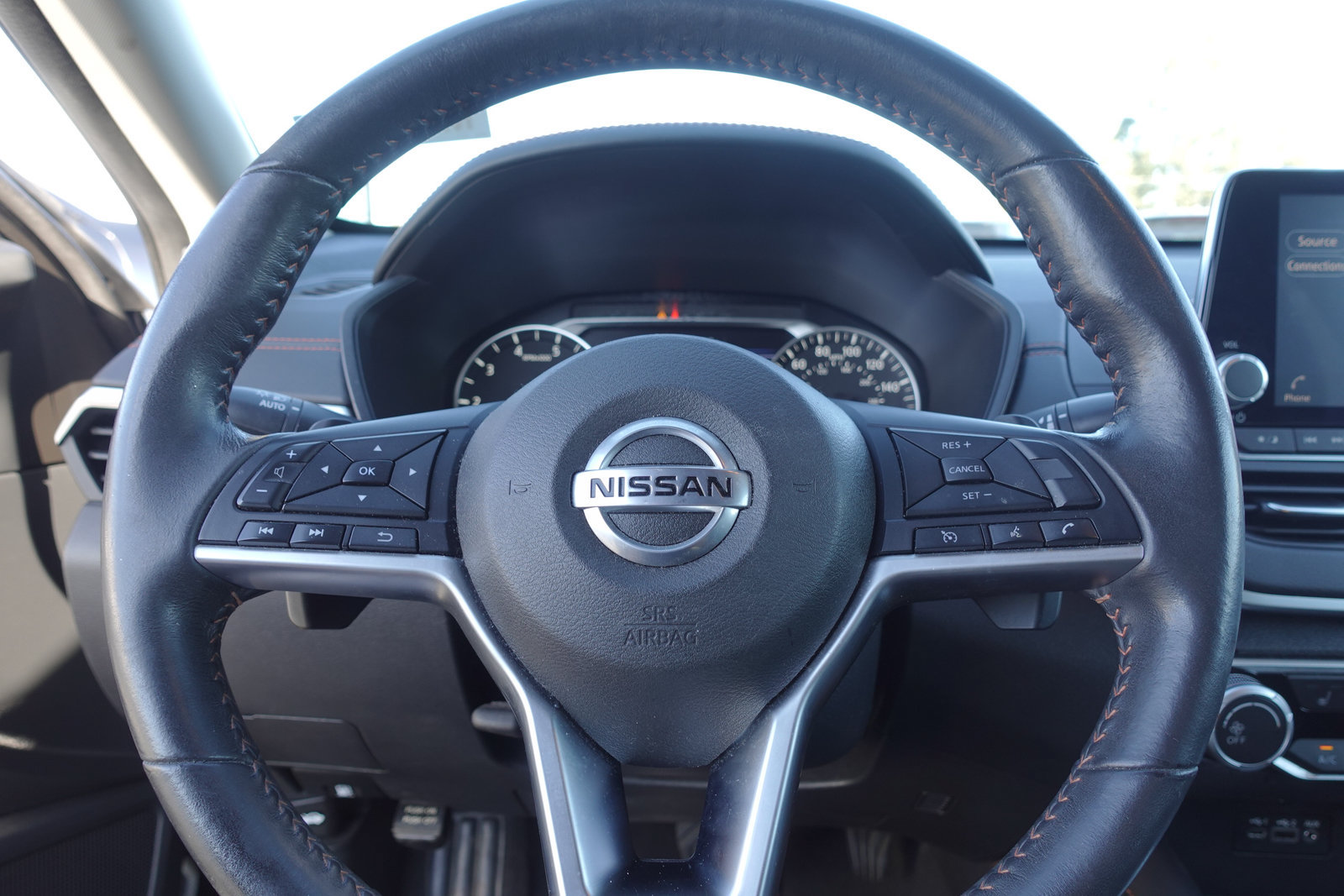 Used 2022 Nissan Altima 2.0 SR FWD image 17