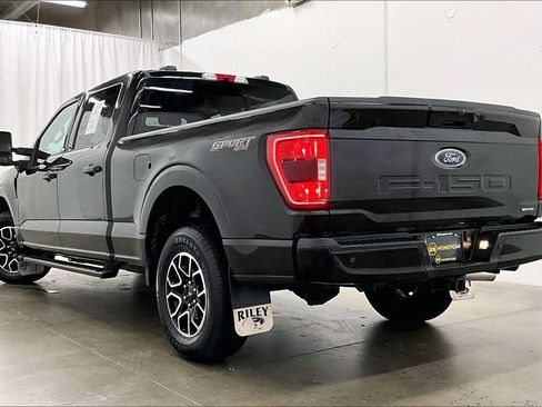 Used 2022 Ford F150 XLT w/ Equipment Group 302A High AWD/4WD image 4