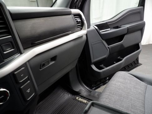 Used 2022 Ford F150 XLT w/ Equipment Group 301A Mid image 11