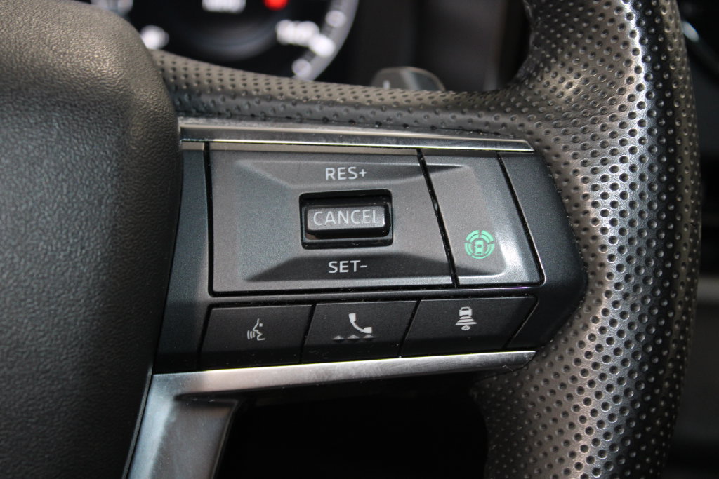 Used 2023 Mitsubishi Outlander SE Black Edition AWD/4WD image 35