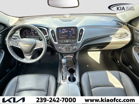 Used 2024 Chevrolet Malibu LT image 15