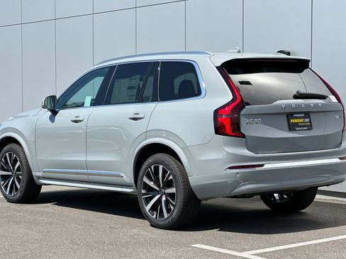 Certified 2025 Volvo XC90 B6 Core w/ Protection Package Premier image 3